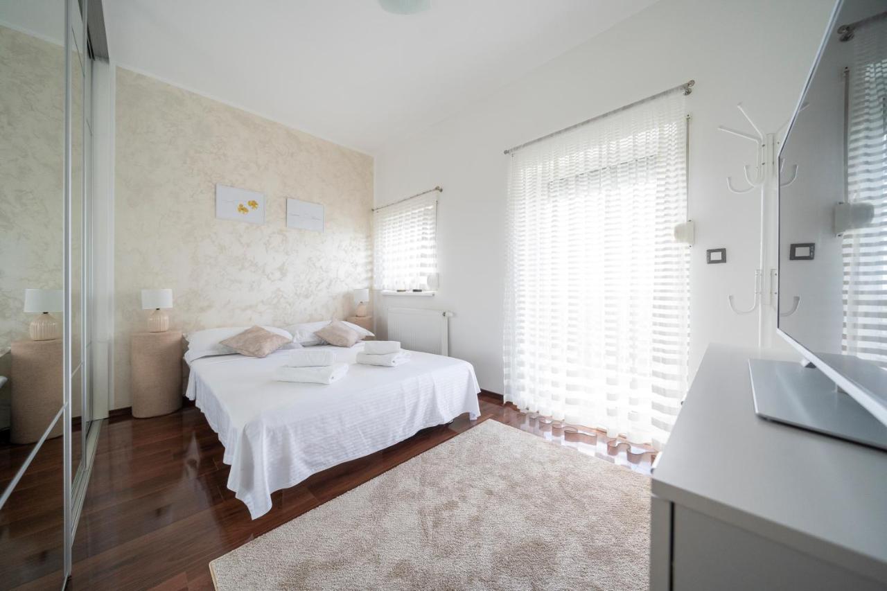 Apartment Absolute Gray Zadar Buitenkant foto